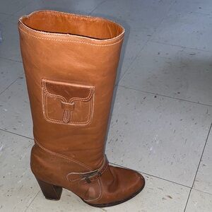 VINTAGE LEATHER ZODIAC BOOTS WOMENS SZ 7 STACKED HEELS